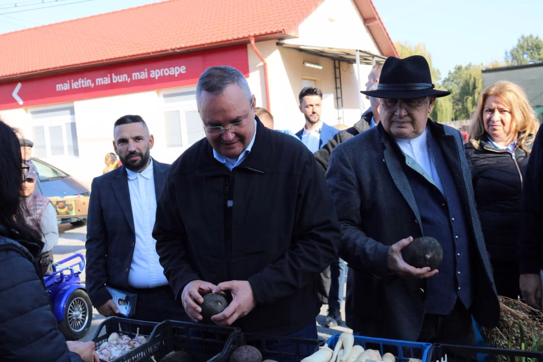 Ciucă: Avem o statistică din care reiese foarte clar că avem o clasă politică restantă la încrederea populaţiei. Trebuie să privim cât se poate de serios, să ne asumăm că din cauza noastră se întâmplă acest lucru