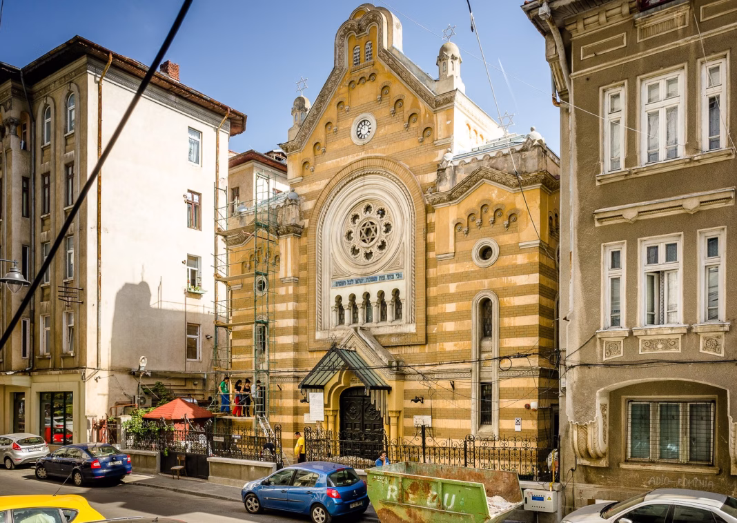 „Ambasada Statelor Unite ale Americii a fost informată cu privire la amenințări care ar putea viza o sinagogă, un templu sau o moschee din România pentru weekendul 11-13 octombrie”