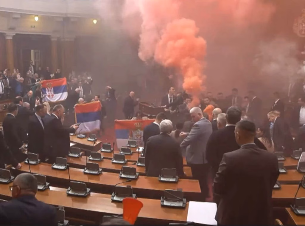 Viktor Orbán: Violențele din Parlamentul de la Belgrad indică cât de departe merg forțele globaliste