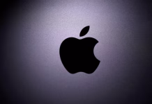 Apple scade cu 6% pe bursă după ce a anunțat creșterea prețurilor pentru MacBook şi iPad