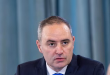 Veştea vrea votul pentru Guvern miercuri: Nazare va fi menținut ministru