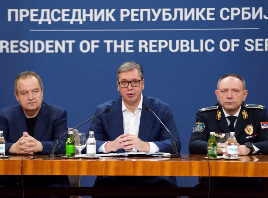 Președintele sârb anunță că toți cei care au participat la proteste vor fi reținuți