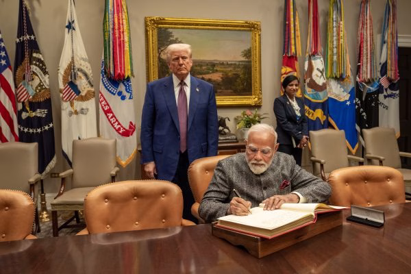 Cum l-a enervat Trump pe premierul indian