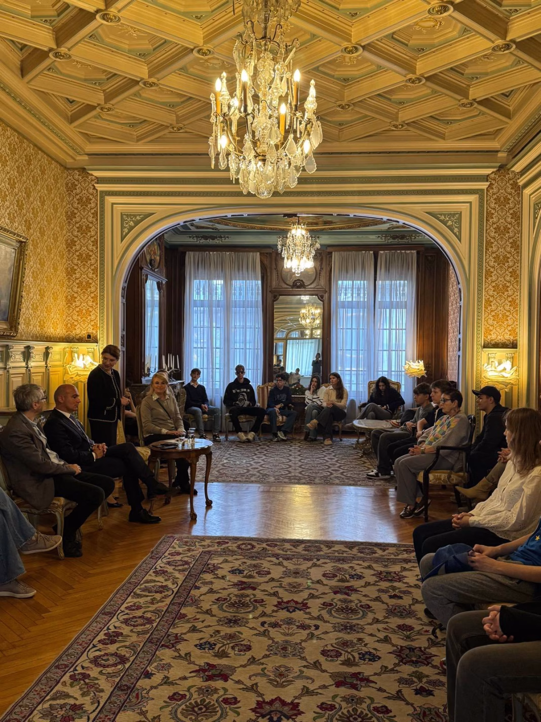 Rareș Bogdan: Invitații mei la Parlamentul European în această săptămână sunt 30 de adolescenți români, olimpici internaționali