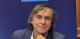 Povestea de dragoste a lui Mircea Cărtărescu cu Ion Iliescu și Petre Roman