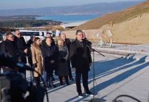 Sârbii termină drumul rapid de o oră și 15 minute Belgrad-Clisura Dunării care va fi conectat cu o autostradă către Vârșeț. Vučić anunță că lucrează cu România la Porțile de Fier 3