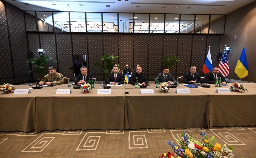 Negociatorii ucrainieni de la Geneva rupți in două