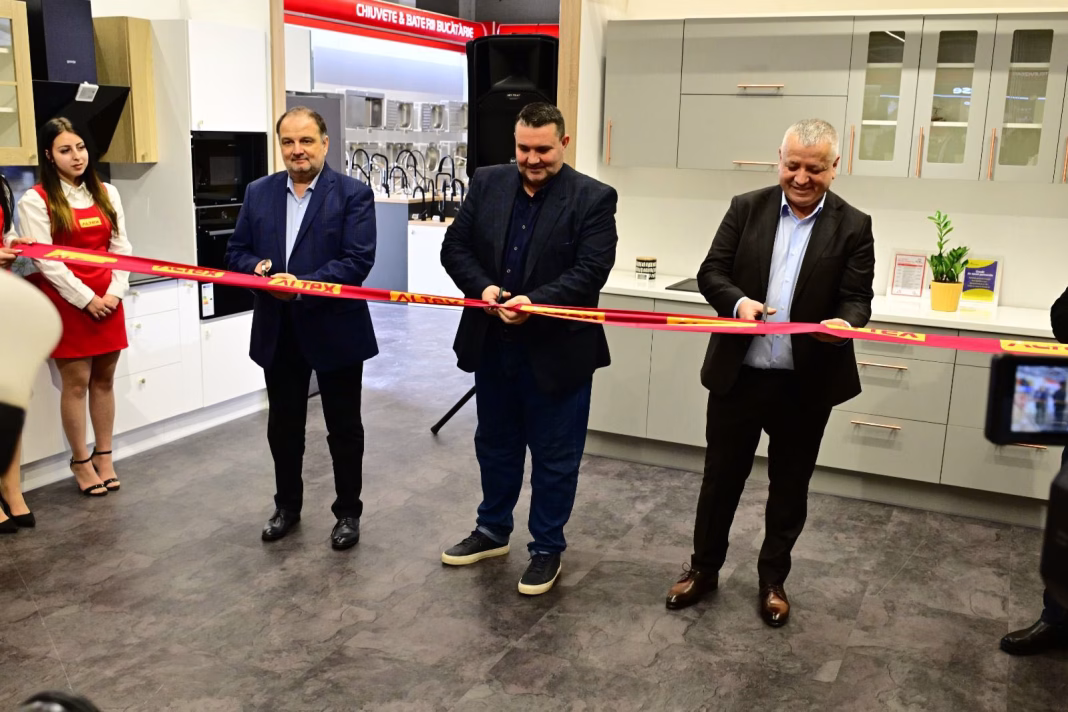 Altex a deschis magazin in Drobeta Turnu Severin Altex a deschis magazin in Drobeta Turnu Severin