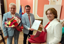 Multiplele campioane Sandra Izbașa și Cătălina Ponor, împreună cu antrenorul emerit Nicolae Forminte, vor avea busturi din marmură pe aleea gimnastelor din Deva