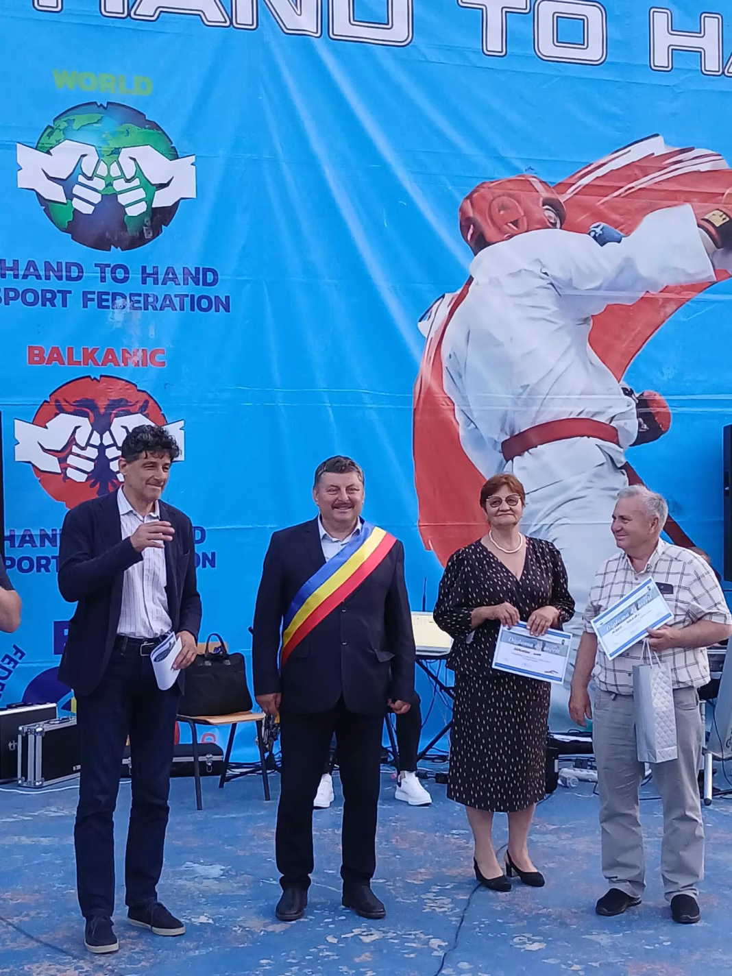 Miodrag Belodedici pe Clisura Dunării, la Svinița, cea mai mare comunitate de sârbi din România Miodrag Belodedici pe Clisura Dunării, la Svinița, cea mai mare comunitate de sârbi din România