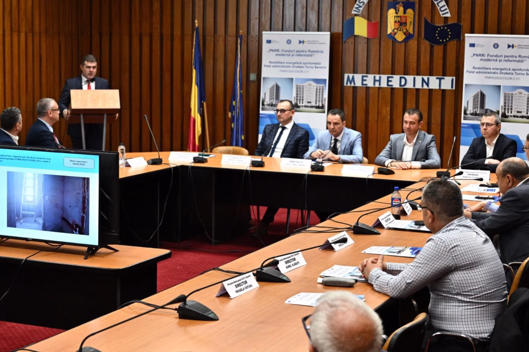 Palatul Administrativ din Drobeta-Turnu Severin, modernizat prin fonduri europene Palatul Administrativ din Drobeta-Turnu Severin, modernizat prin fonduri europene