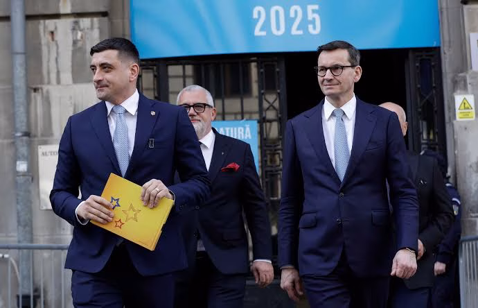 Prietenul polonez al lui George Simion s-a rupt de partidul naționalist polonez Lege și Justiție (PiS) Prietenul polonez al lui George Simion s-a rupt de partidul naționalist polonez Lege și Justiție (PiS)
