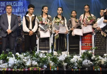 Festivalul Național de Folclor „Munte, Munte, Brad Frumos”