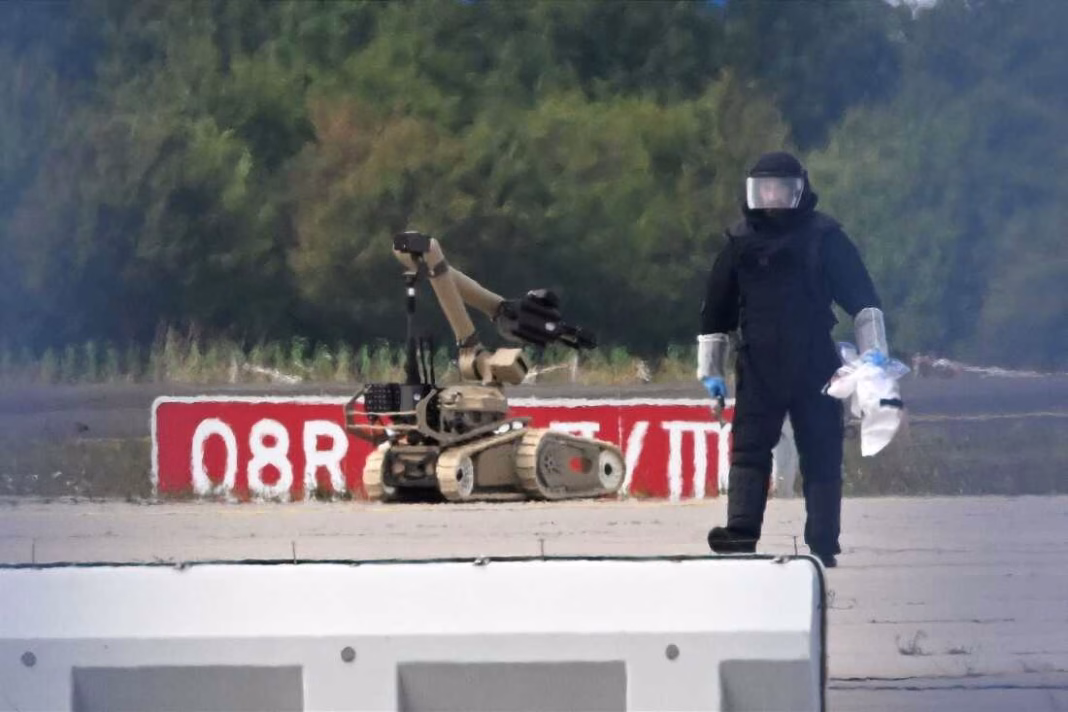 Die Zeit: Drona de pe aeroportul din Leipzig ar putea fi o operațiune ucraineană sub steag fals Die Zeit: Drona de pe aeroportul din Leipzig ar putea fi o operațiune ucraineană sub steag fals