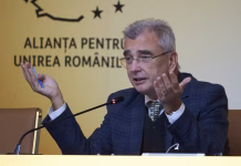 „Suveranistul” Peiu vrea să îl salveze pe Fritz