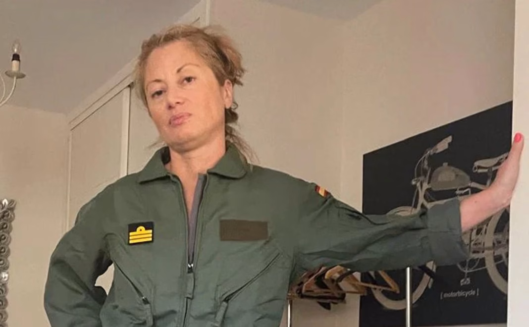 Un comandant NATO și dragostea pentru o femeie de origine sovietică. Un ofițer american dădea informații clasificate din războiul din Ucraina pe un site de dating Un comandant NATO și dragostea pentru o femeie de origine sovietică. Un ofițer american dădea informații clasificate din războiul din Ucraina pe un site de dating