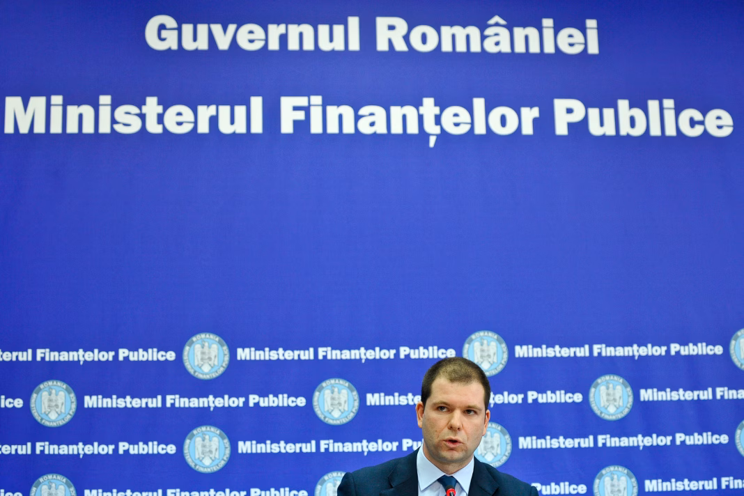 Fiul unui general comunist, mâna dreaptă a generalului Stănculescu, e noul administrator al Fondului Proprietatea Fiul unui general comunist, mâna dreaptă a generalului Stănculescu, e noul administrator al Fondului Proprietatea