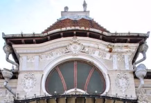 Picturi murale vechi de aproximativ 100 de ani au fost descoperite în timpul lucrărilor de reabilitare a clădirii Școlii Populare de Artă Cornetti din Craiova
