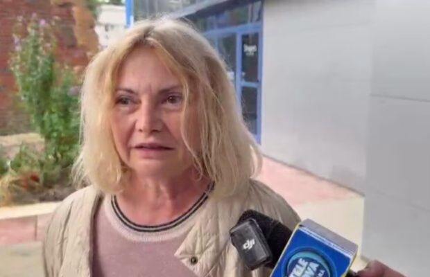 Fosta prefectă USR de Timiș, reținută pentru 24 ore, spune că e victima lui Kovesi: S-a făcut lucrul acesta în ziua în care trebuia desemnat premierul, perchezițiile au fost făcute în ziua în care trebuia votat guvernul anterior Fosta prefectă USR de Timiș, reținută pentru 24 ore, spune că e victima lui Kovesi: S-a făcut lucrul acesta în ziua în care trebuia desemnat premierul, perchezițiile au fost făcute în ziua în care trebuia votat guvernul anterior