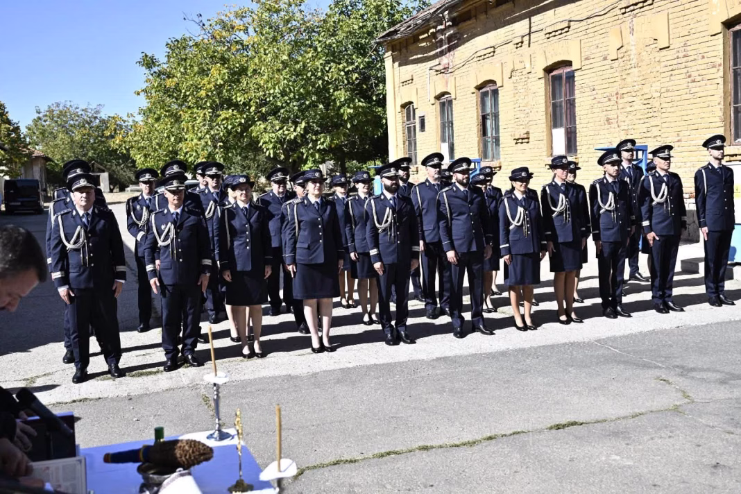 ȘCOALA POLIȚIEI DE FRONTIERĂ, ÎNFIINȚATĂ LA DROBETA-TURNU SEVERIN ȘCOALA POLIȚIEI DE FRONTIERĂ, ÎNFIINȚATĂ LA DROBETA-TURNU SEVERIN