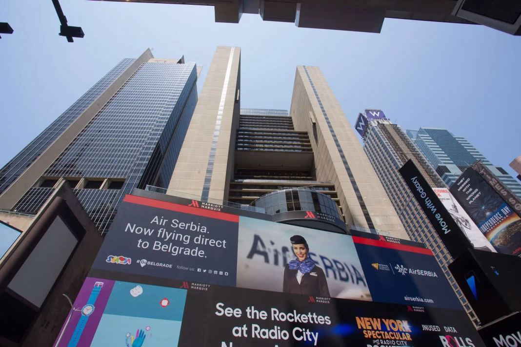 În timp ce TAROM pică pas cu pas, Air Serbia introduce al 3 zbor direct spre SUA: Miami după New York și Chicago În timp ce TAROM pică pas cu pas, Air Serbia introduce al 3 zbor direct spre SUA: Miami după New York și Chicago